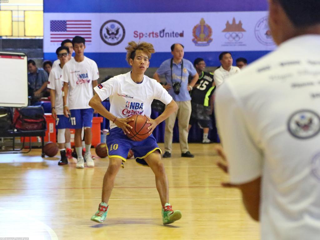 ជំនាញនិងយុទ្ធសាស្ត្រសម្រាប់ការងារជាក្រុមដែលមានប្រសិទ្ធភាព